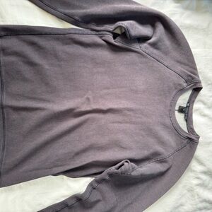 Dark blue stripped long sleeve sweatshirt